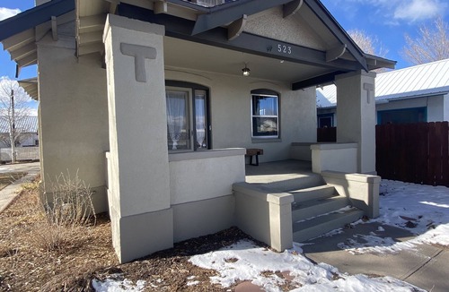 Alamosa House | The Ross-Downtown Alamosa *Hot Springs Admission Included* STR#2939