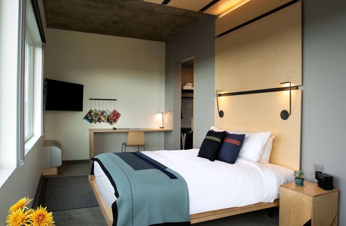 River North Art District Hotel | The Source Hotel