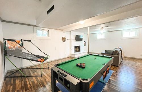East Colorado Springs House | The Springs Sanctuary central location games!