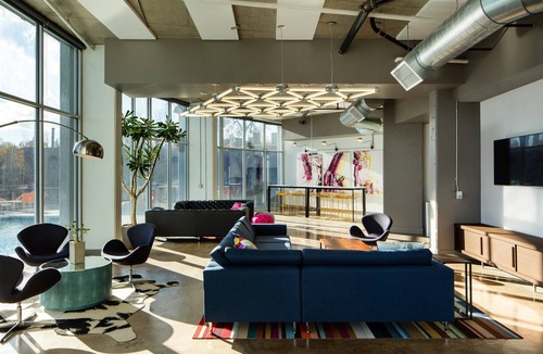 Sun Valley Apartment | The Sunny Studio With City Views
