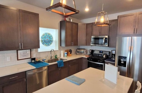 Leadville House | the Sunset House - modern comfort with spectacular views - 3 Bedrooms