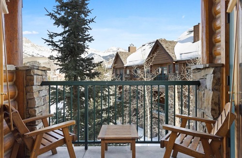 Mountain Village Condo | The Village Basecamp: Ski, Soak, Sip | 2bd/2bth