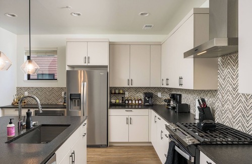 Berkley House | The Vista Haus Luxe Rooftop Near Denver & Red Rocks w/Mtn Views