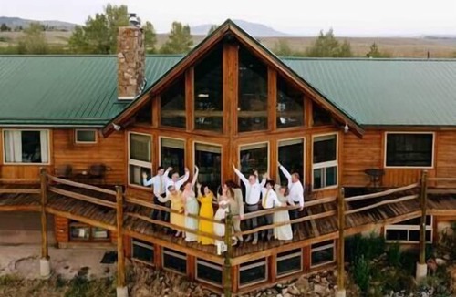 Walden House | The Wapiti Retreat @ 22 West