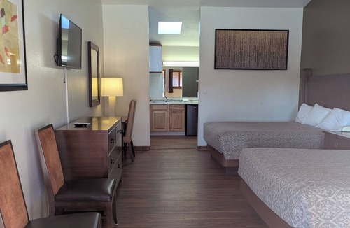 Fairplay Hotel | The Western Inn Motel and RV Park