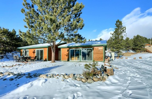 Twin Lakes Cabin | The Wolf Retreat | Lake+Alpine Lookout | Fast Wifi