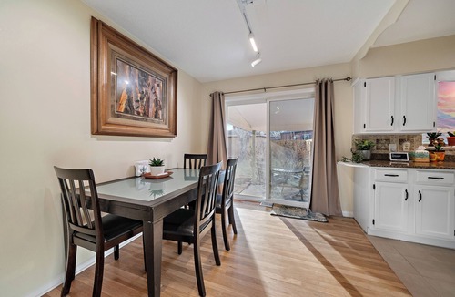 Mar Lee House | The Wolff St. Den: 3bed 1 bath home in quiet neighborhood.