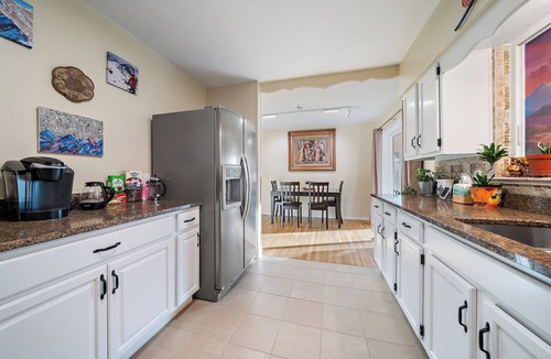 Mar Lee House | The Wolff St. Den: 3bed 1 bath home in quiet neighborhood.