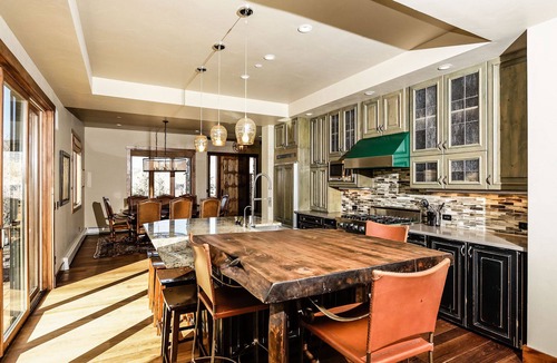 Woody Creek House | The Woody Creek Chalet on the Roaring Fork River