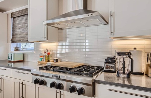 Sloan Lake House | This house is a 5 bedroom(s), 4 bathrooms, located in Denver, CO.