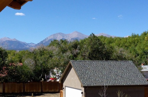 Salida House | This townhouse is a 3 bedroom(s), 2.5 bathrooms, located in Salida, CO.