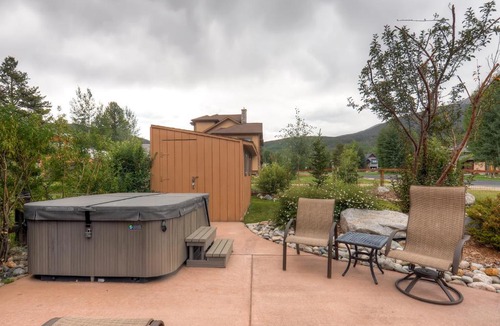 Frisco House | Three-Bedroom Pitkin Townhome