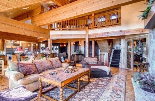 Three Peaks House | Three Peaks Mountain Lodge