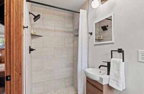 Colorado Springs House | Timber Lodge #11