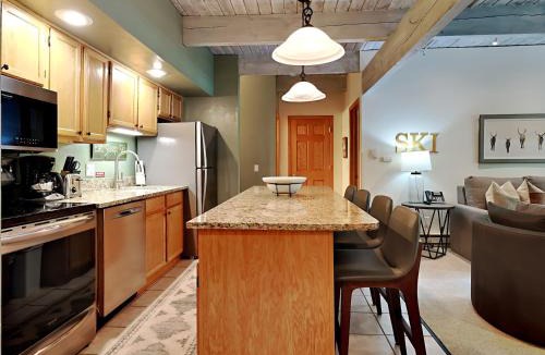 Snowmass Village House | Timberline Condominiums 1 Bedroom Deluxe Unit A2G