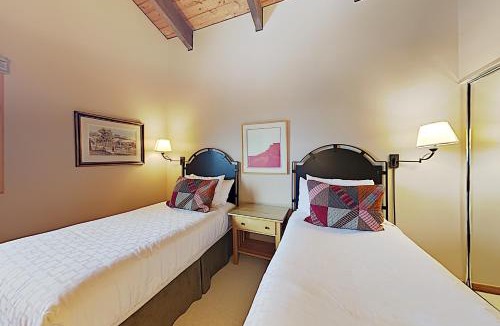 Snowmass Village House | Timberline Condominiums 3 Bedroom Standard Unit D3A