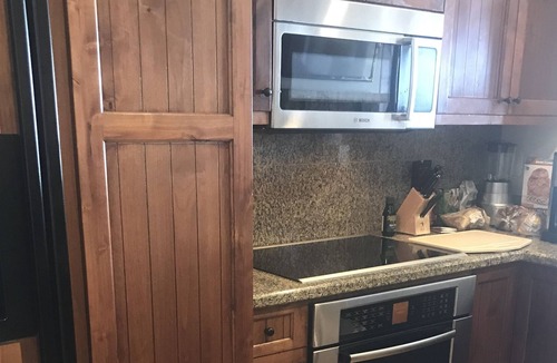 Avon Condo | Timbers Bachelor Gulch/Free Lift Tickets/Steps to lift