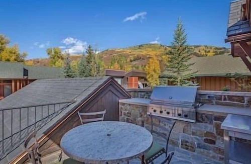Downtown House | TIMELESS 5 BEDROOM-8 BATH MOUNTAIN HOME ASPEN, CO!