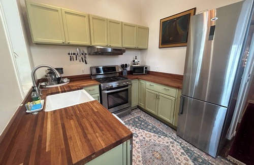 Curtis Park House | Tina's Place. A charming 2-bedroom brick house in downtown Denver.