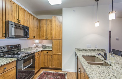 Silvercreek Condo | Top Floor Condo in Granby Ranch! Pool & hot tub Access! Detached 1 car garage