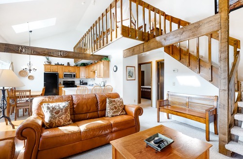 Wildernest Condo | Top-floor condo with mountain views, easy skiing, balcony & hiking