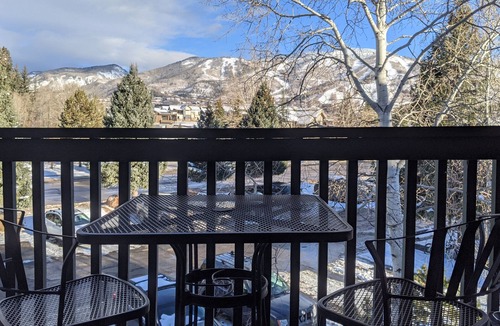 Steamboat Springs Condo | Top floor two level 2 bedroom, Mountain View!