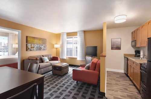 Lincoln Park Hotel | TownePlace Suites By Marriott Denver Downtown