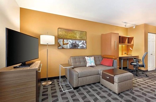 Golden Hotel | TownePlace Suites Denver West/Federal Center