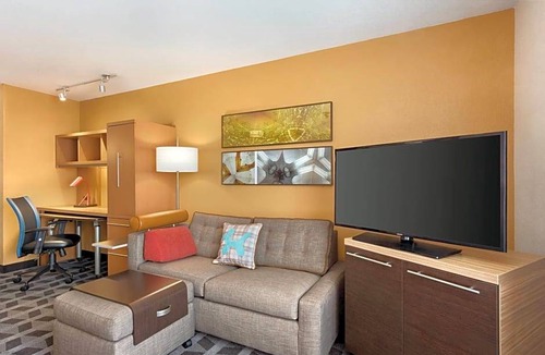 Golden Hotel | TownePlace Suites Denver West/Federal Center