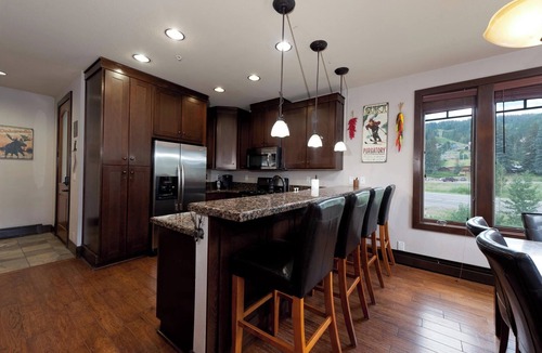 Purgatory House | Townhome Across from Purg- Awesome Unobstructed Views/Deck/Private Hot Tub