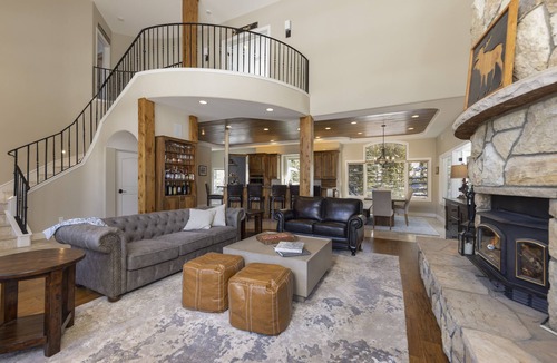 Historic District House | Trail walk to town, Panoramic views of Breck Resort, Hot tub, Elegant Finishes!