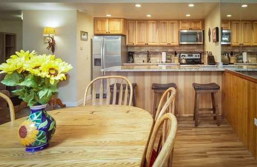 Peak 9 Condo | Trails End 304 | 2BR/2BA | Ski In/Out | PoolHotTub