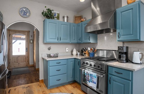 Steamboat Springs Cabin | Tranquil Cabin in the Woods, 1 bedroom plus Loft Bedroom, Mountain Views