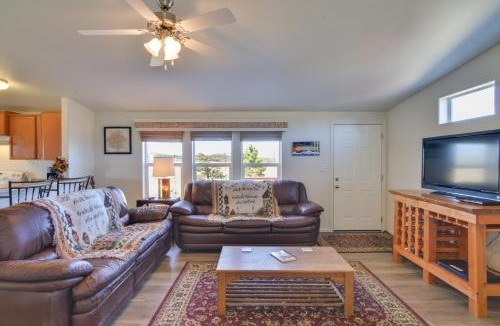 Hartsel House | Tranquil Cabin Getaway with Panoramic Mtn View!