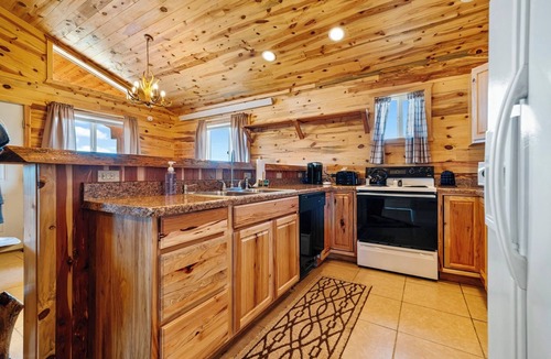 Kremmling House | Tranquil Cabin Retreat in the Heart of Kremmling!