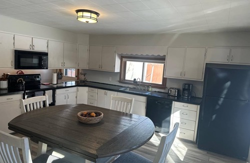 Yampa House | Tranquil Yampa Getaway