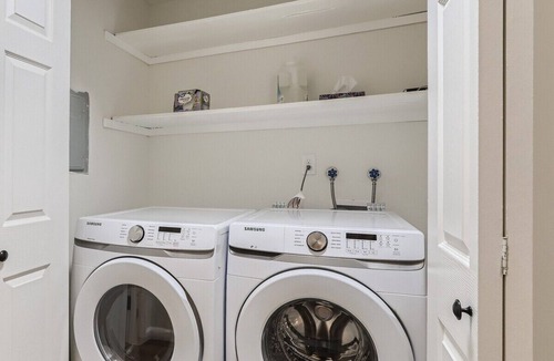 Aurora Apartment | Travelers Home Away Haven: Long stay discounts