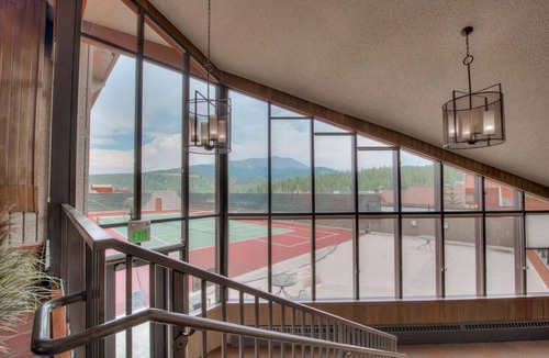 Peak 9 House | True ski in/ski out, steps from the slopes