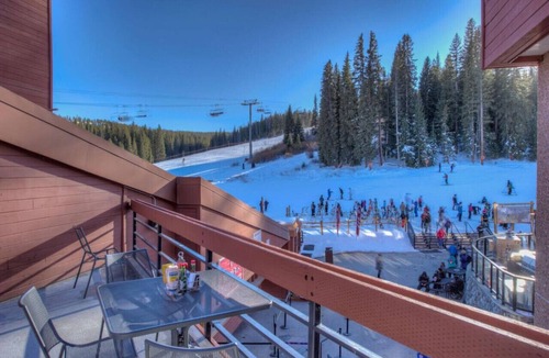 Peak 9 House | True ski in/ski out, steps from the slopes
