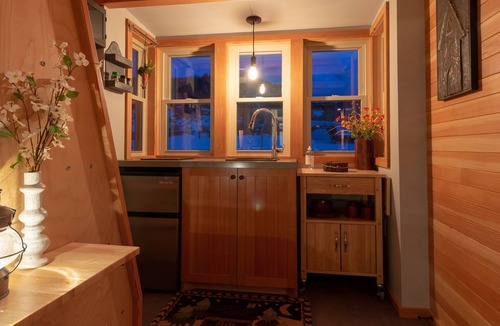 South Fork Cabin | "Try on" Tiny Home Living at Tiny Timbers Resort.