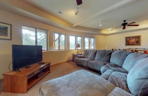 Estes Park House | Twin Pines Cabin