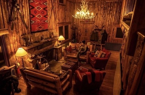 Pitkin County House | Twin Room : Beyul Retreat