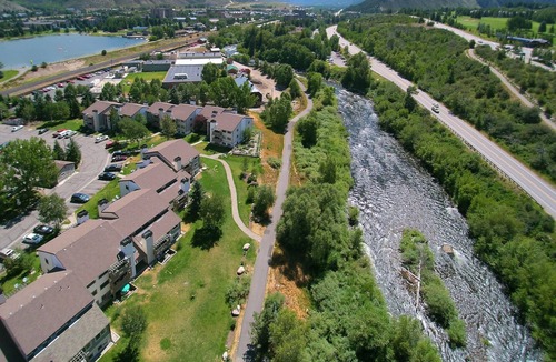 Avon Condo | Two Bedroom Two Bath Amazing Condominium with deck and great mountain views.