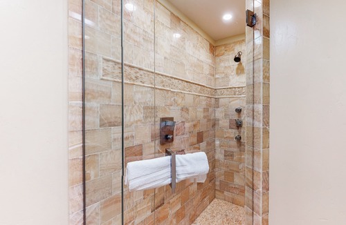 Frisco House | Two-story family-friendly retreat w/mountain views, balcony, gas grill, & more