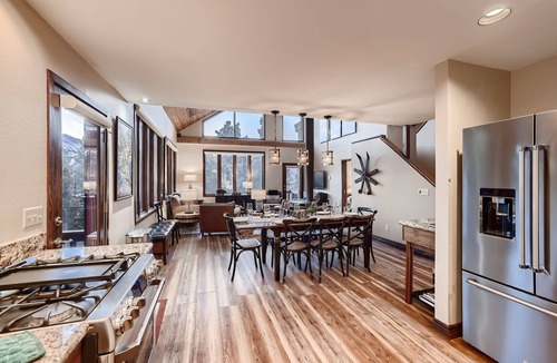Forest Hills House | Ullr Haus: EV Enabled, Private Hot Tub, Mountain Views, Foosball, Sauna