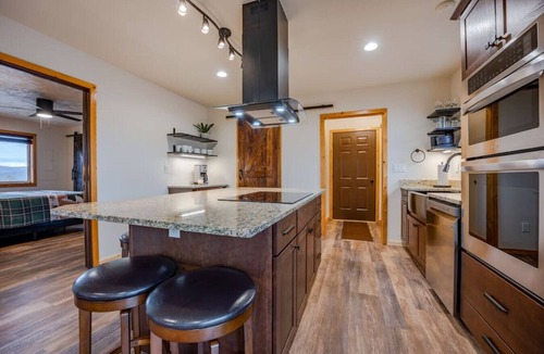 Buena Vista House | Ultimate Privacy w/Spa & Unbeatable Views