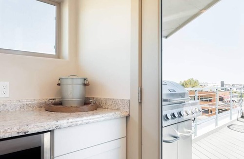 Highland House | Unique townhome in Denver's best location with rooftop hot tub