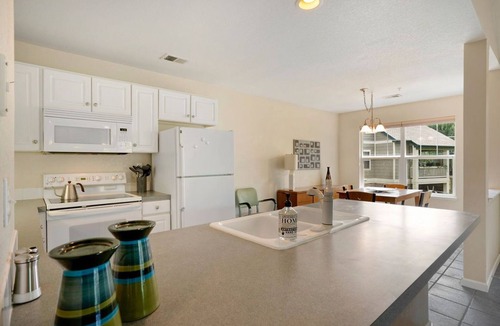 Fort Collins Condo | UNKNOWNNAME