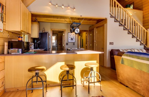 Durango - Purgatory Cabin | Unplugged dog-friendly getaway with tree-lined views