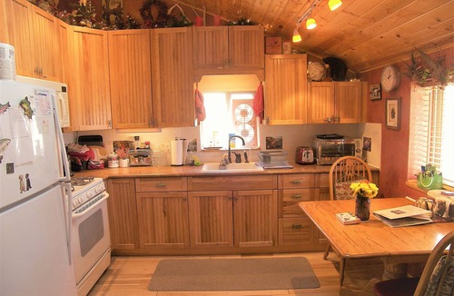 Deckers Cabin | Updated Cabin. Fly fishing on the Gold Medal South Platte by Decker's Co. WiFi